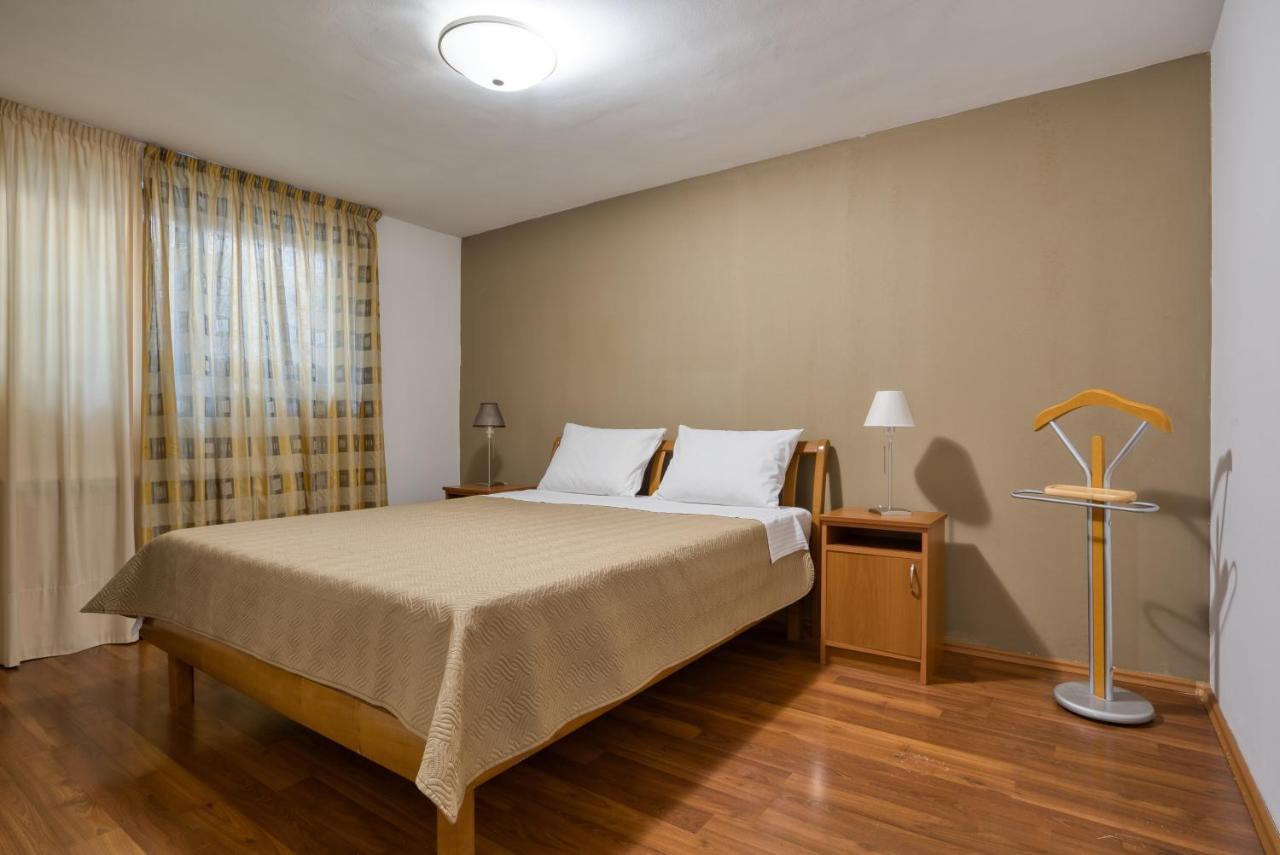 Apartman Marija Lux Sveti Stefan Luaran gambar