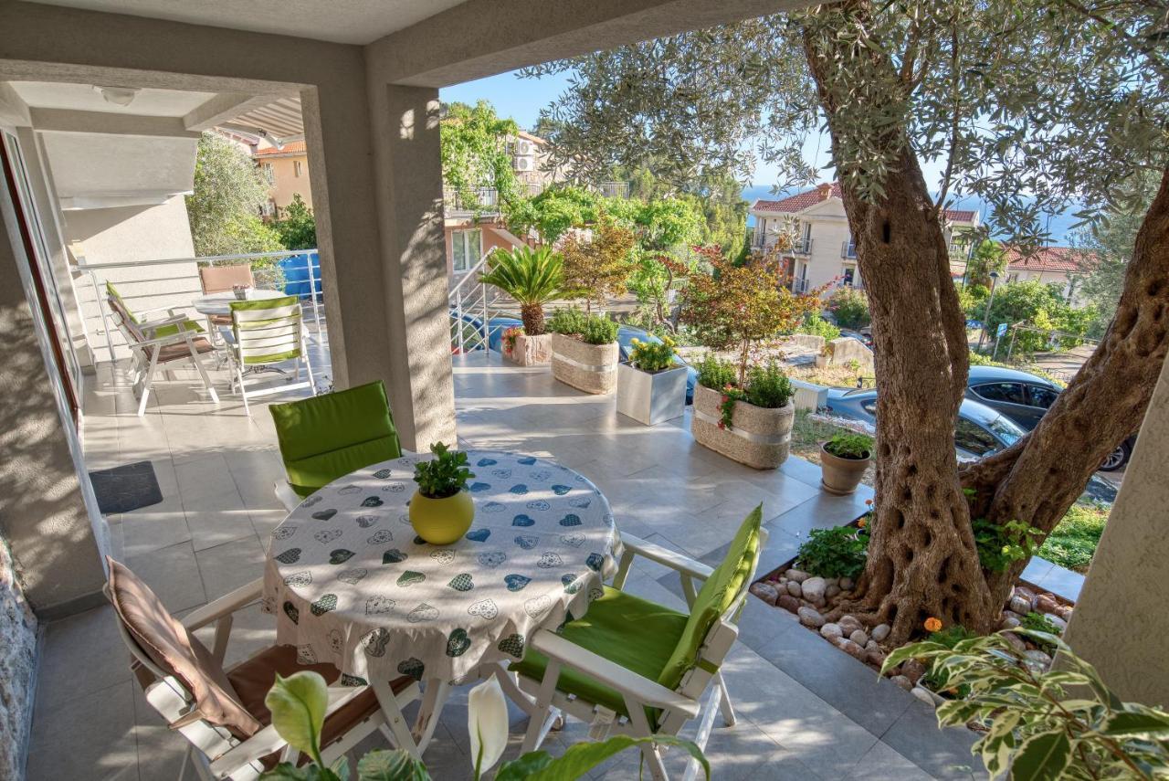 Apartman Marija Lux Sveti Stefan Luaran gambar