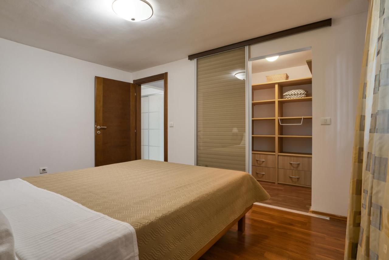 Apartman Marija Lux Sveti Stefan Luaran gambar